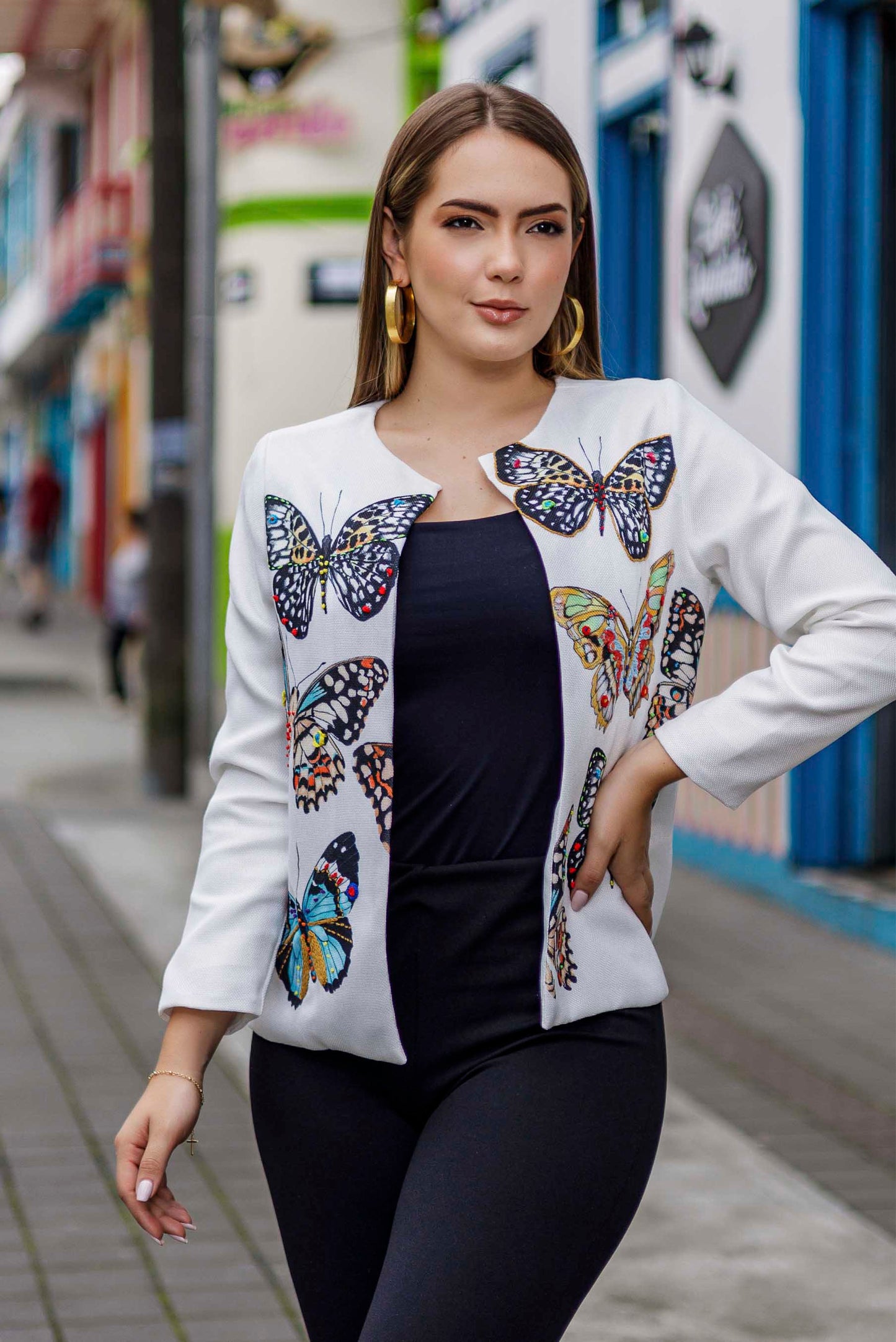 Chaqueta Mariposas Bordada a Mano