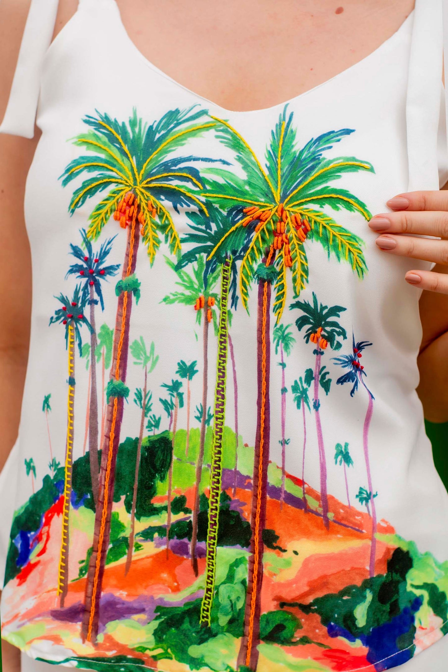 Blusa Tiras Cocora Bordada a Mano