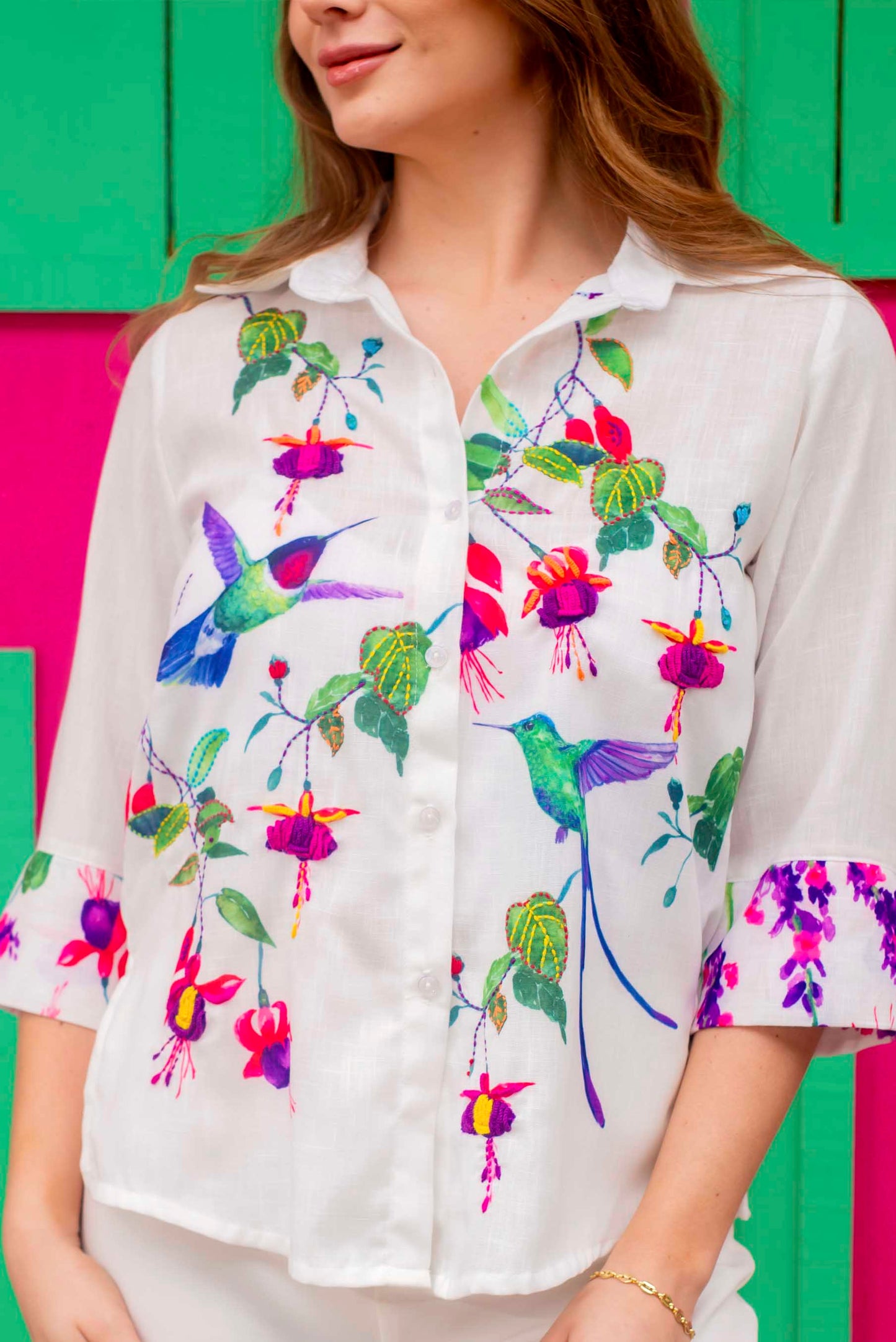 Blusa Camisera Colibríes Bordada a Mano