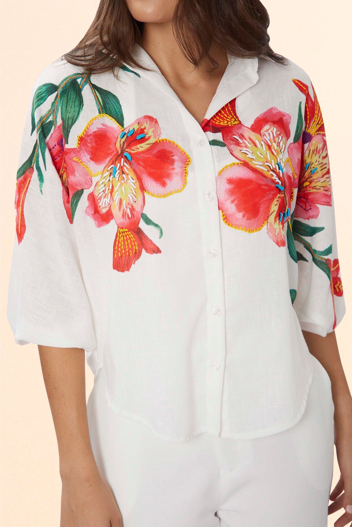 Blusa Ranglan Astromelias Bordada a Mano