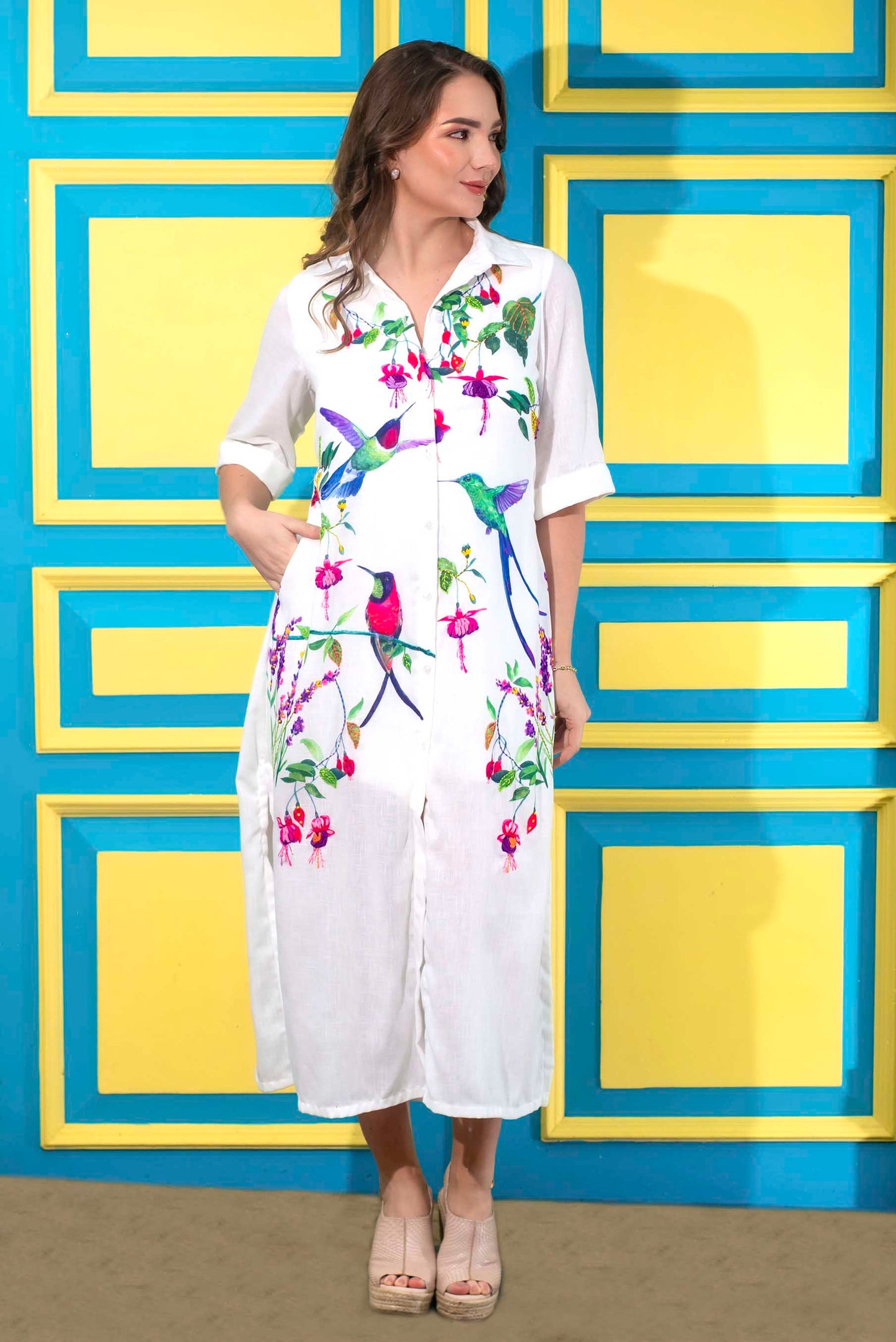 Vestido Camisero Colibríes Bordado a Mano